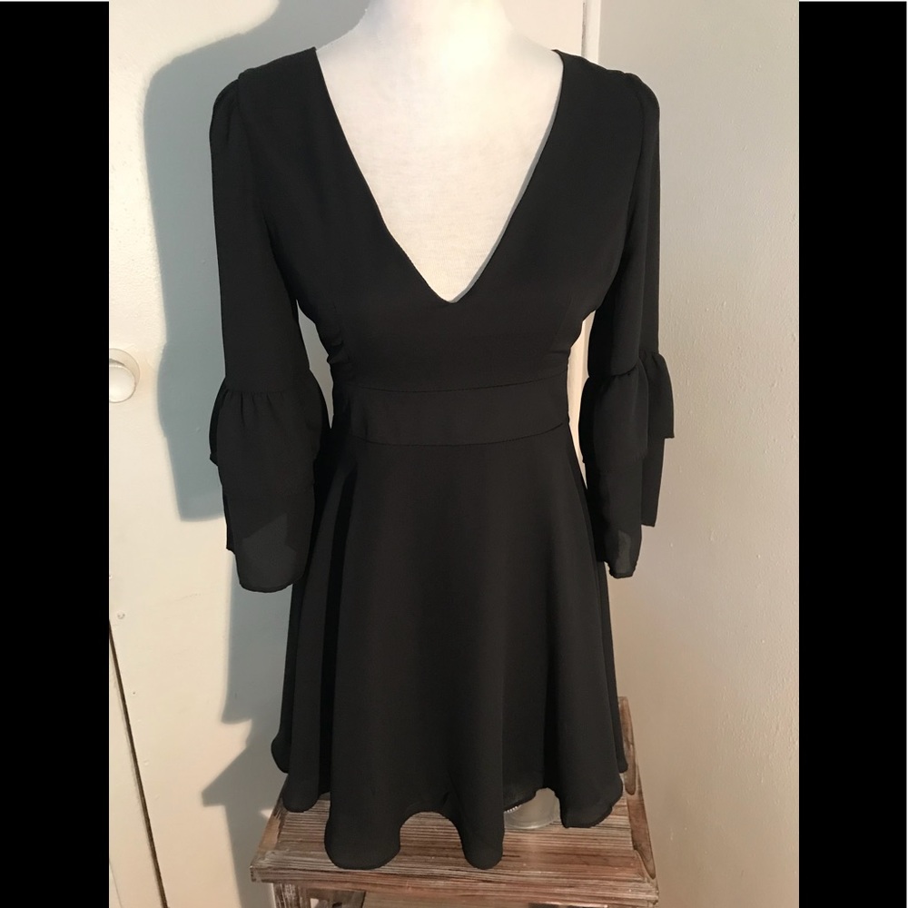 B.B. Dakota Ruffle Dress **New With Tags **-Size 4